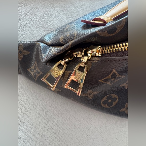 Louis Vuitton Brown and Tan Monogram Belt Bag - Picture 3 of 12